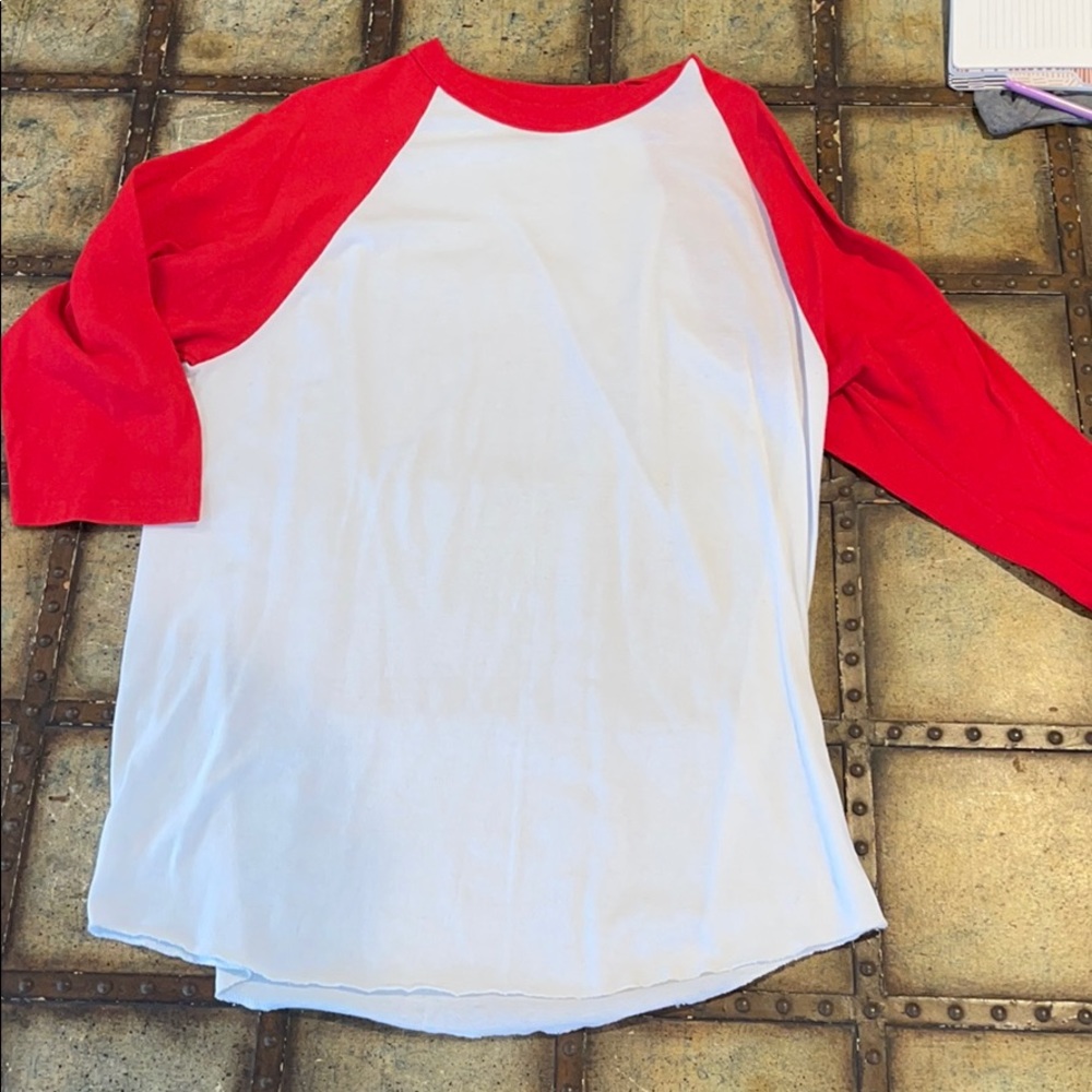 Baseball tee white and red